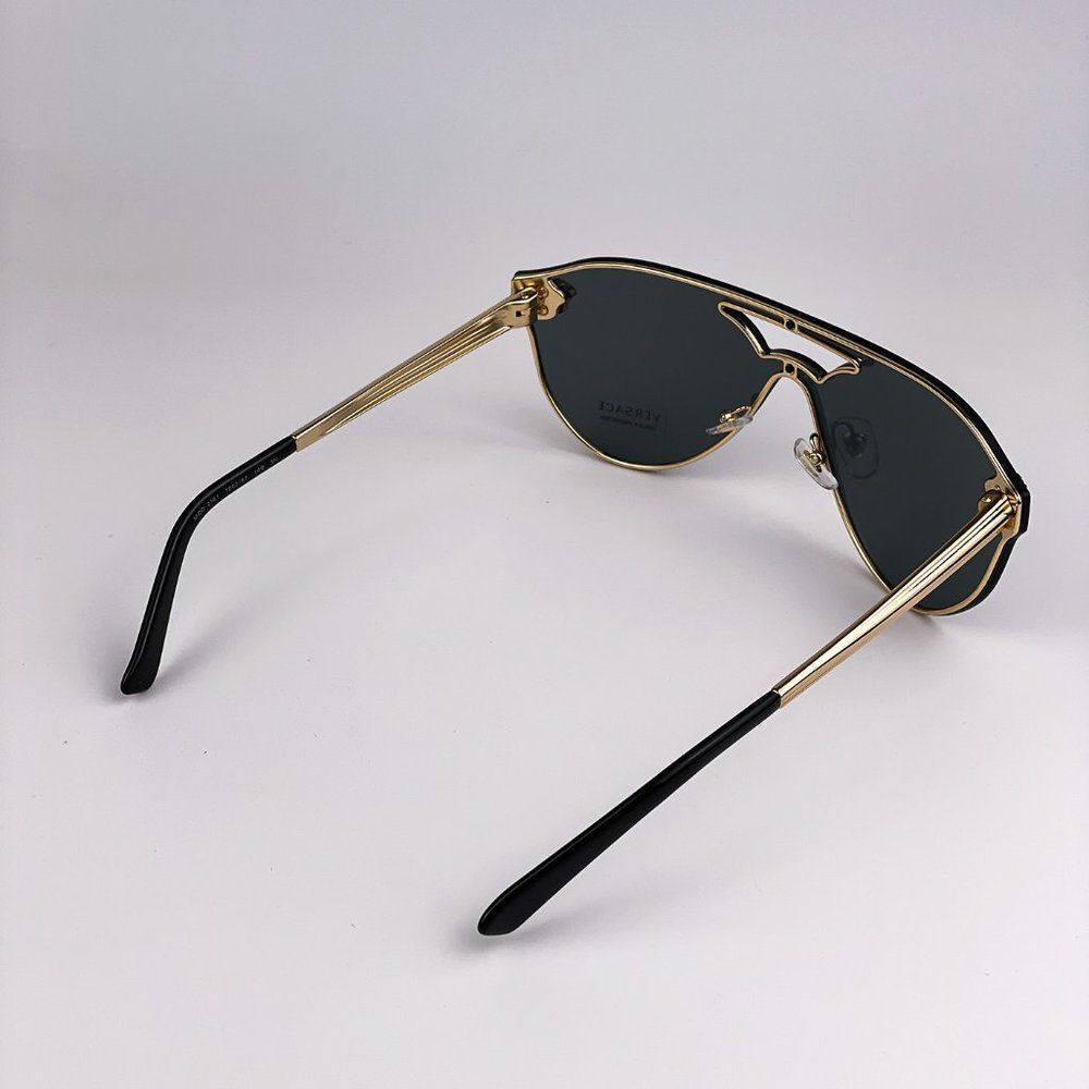🔥 Versace Sunglasses VE2161 100287 Shield Gold Black Gray Unisex - Picture 8 of 11